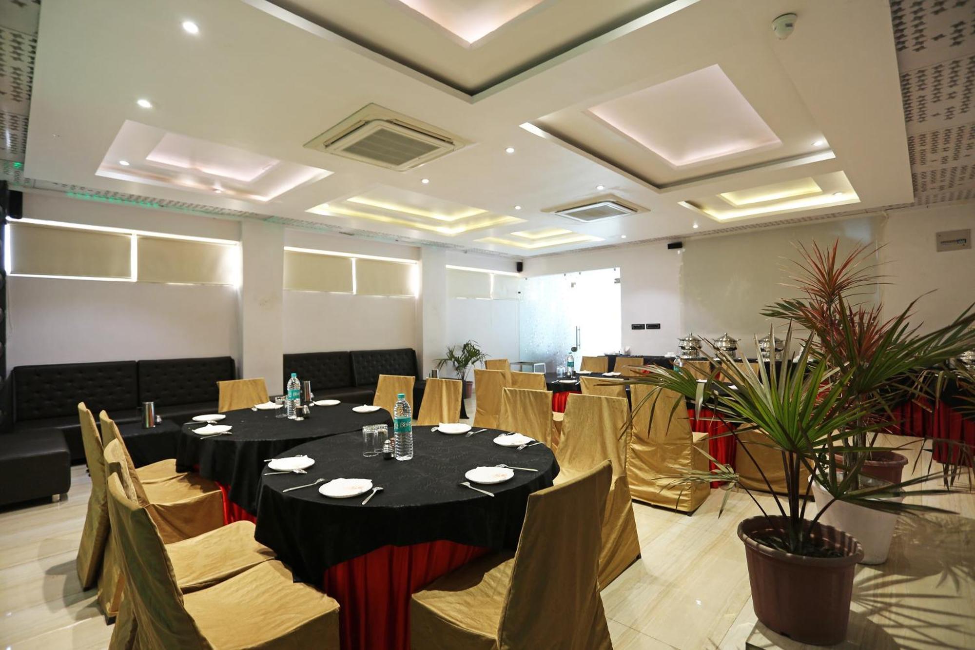 Collection O Sun Park Hotell Bhopal Exteriör bild